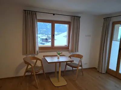 Zimmer 5 Wohnbereich