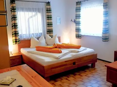 Doppelzimmer für 2 Personen (25 m²) in Kienzerle 1/10