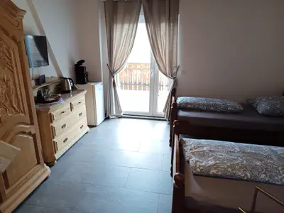 Doppelzimmer für 2 Personen (22 m²) in Weilmünster 1/10