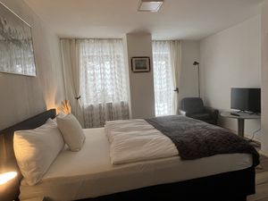 23921313-Doppelzimmer-2-Steinsfeld-300x225-5