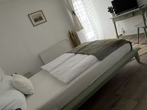 23921313-Doppelzimmer-2-Steinsfeld-300x225-5