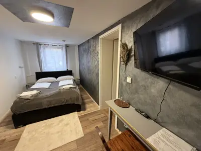 Doppelzimmer für 2 Personen in Steinsfeld 7/9