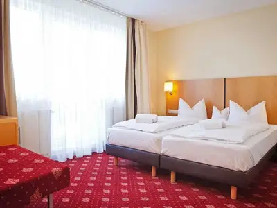 Doppelzimmer für 4 Personen (30 m²) in Stralsund 10/10