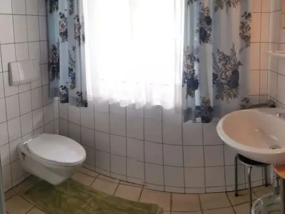 Doppelzimmer für 4 Personen (25 m²) in Strass im Attergau 7/10