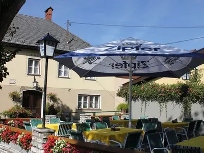 Doppelzimmer für 3 Personen (18 m²) in Strass im Attergau 6/10