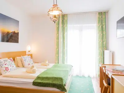 Doppelzimmer für 3 Personen (20 m²) in Strobl 8/10