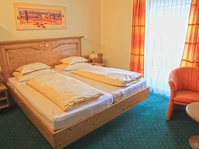 Doppelzimmer für 2 Personen (25 m²) in Strobl 7/10