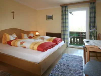Doppelzimmer für 2 Personen (20 m²) in Strobl 10/10