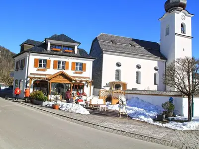 Doppelzimmer für 2 Personen (25 m²) in Strobl 1/10
