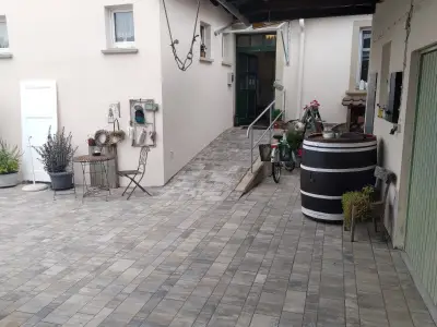 Eingangsbereich GUTE STUBE