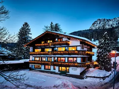 Doppelzimmer für 2 Personen in Tannheim 1/10