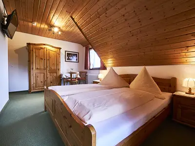 Doppelzimmer für 2 Personen in Titisee-Neustadt 6/8