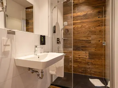 Doppelzimmer für 2 Personen in Titisee-Neustadt 5/9