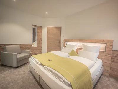 Doppelzimmer mit Balkon