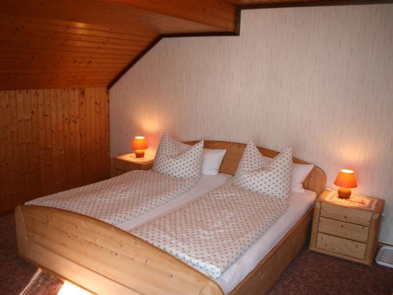 22374111-Doppelzimmer-2-Todtnau-800x600-1