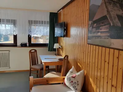 Photo, INSIDE, OUTSIDE