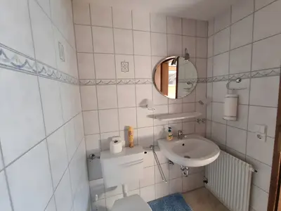 INSIDE, BATHROOM