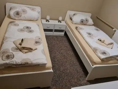 Doppelzimmer für 2 Personen (13 m²) in Torgau 8/9