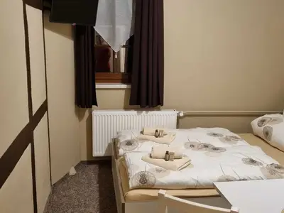 Doppelzimmer für 2 Personen (16 m²) in Torgau 10/10