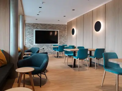 Doppelzimmer für 2 Personen (25 m²) in Treffen 7/10