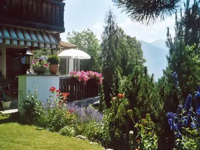 Doppelzimmer für 2 Personen in Trin 3/10