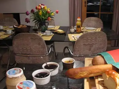 Doppelzimmer für 2 Personen in Trin 7/10