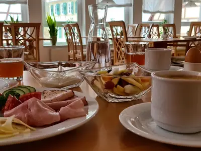 Frühstück mit regionalen Produkten