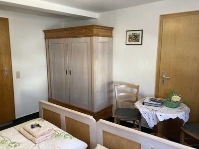 Doppelzimmer für 2 Personen (14 m²) in Vöhl 8/9