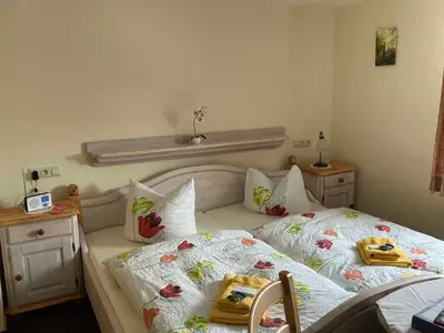 Doppelzimmer für 2 Personen (16 m²) in Harbshausen 7/10