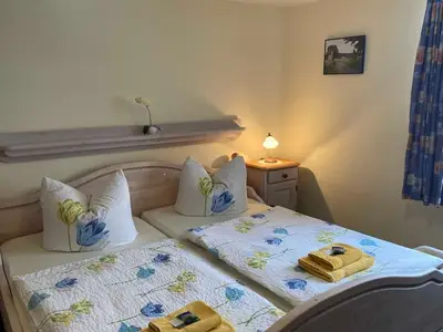 Doppelzimmer für 2 Personen (16 m²) in Harbshausen 7/10