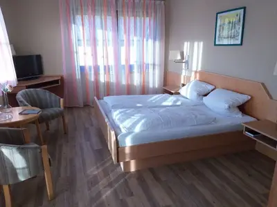 Doppelzimmer für 2 Personen in Volkach 6/8