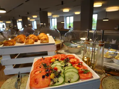 Frühstücksbuffet im Restaurant