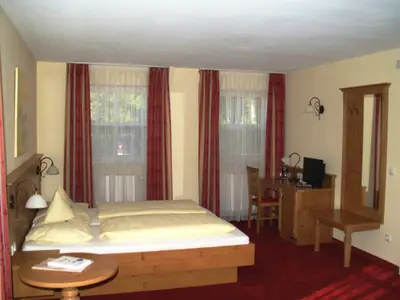 Doppelzimmer geräumig