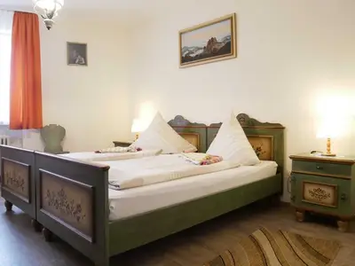 Doppelzimmer für 3 Personen (18 m²) in Strümpfelbrunn 9/9