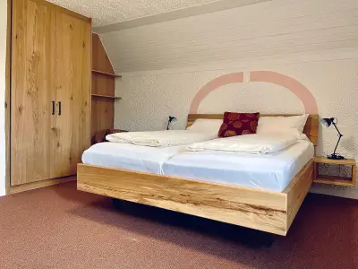 Schlafzimmer 2
