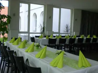 Doppelzimmer für 2 Personen (30 m²) in Waren (Müritz) 4/10