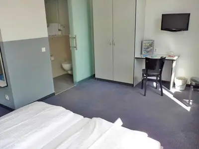 Doppelzimmer für 2 Personen (18 m²) in Waren (Müritz) 8/8
