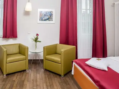 Doppelzimmer für 2 Personen (20 m²) in Waren (Müritz) 7/9