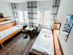 22305685-Doppelzimmer-2-Warendorf-300x225-3