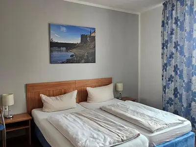 Doppelzimmer (Dusche/WC auf Etage)