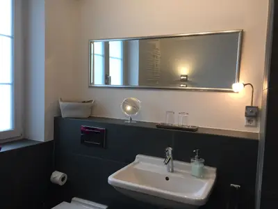 Doppelzimmer für 2 Personen in Weil Am Rhein 8/10