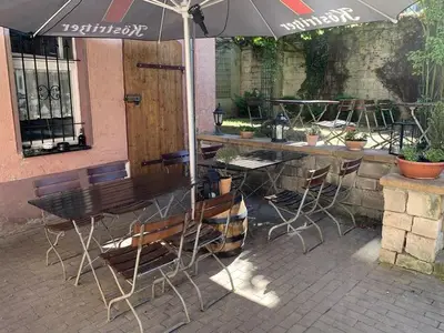 Doppelzimmer für 2 Personen (15 m²) in Weißenfels 2/9