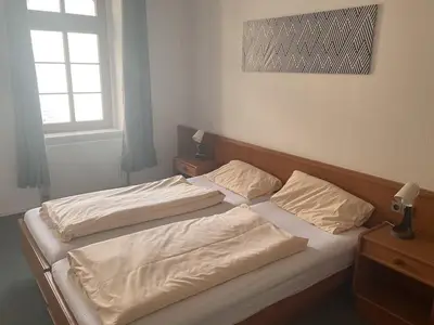 Doppelzimmer für 2 Personen (15 m²) in Weißenfels 10/10