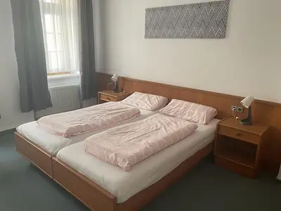 Doppelzimmer für 2 Personen (15 m²) in Weißenfels 7/9