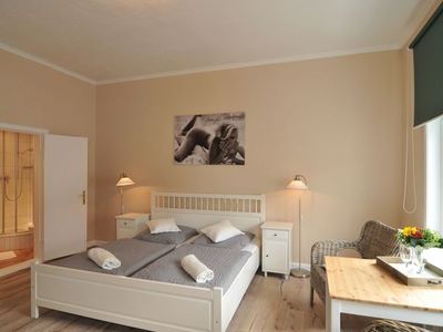 Doppelzimmer für 2 Personen (30 m²) in Westerland (Sylt) 2/3