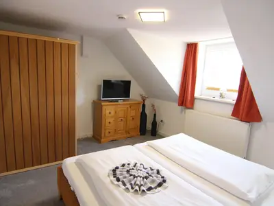 Doppelzimmer für 2 Personen (50 m²) in Westerland (Sylt) 8/10