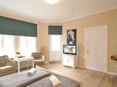 Doppelzimmer für 2 Personen (20 m²) in Sylt-Ost 1/10