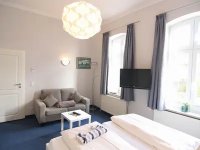 Doppelzimmer für 2 Personen (27 m²) in Westerland (Sylt) 4/8