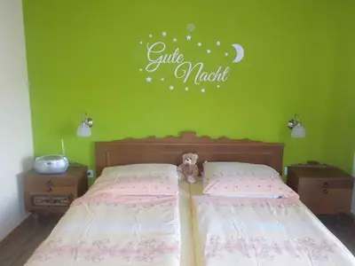 Doppelzimmer für 2 Personen (22 m²) in Weyregg am Attersee 10/10