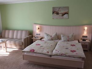 Doppelzimmer für 3 Personen in Willingen (Upland)